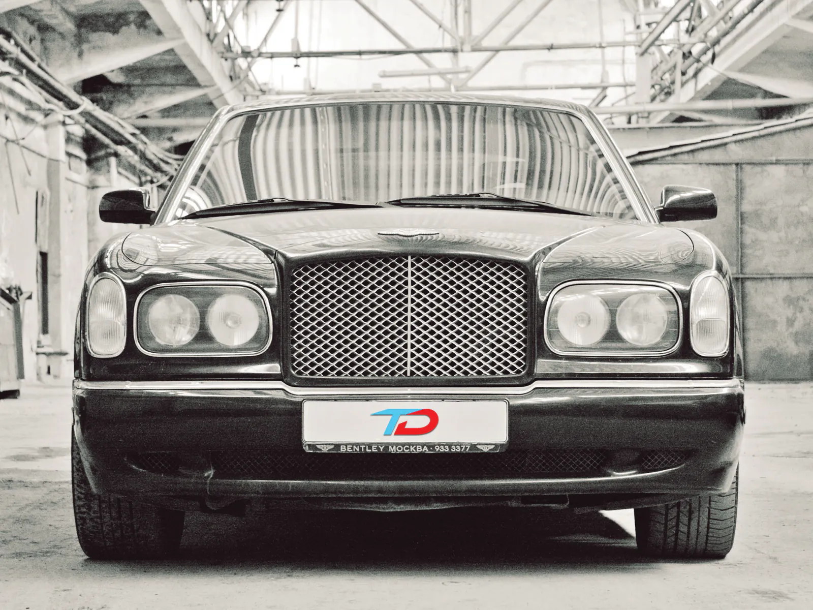 Cars photograph 3